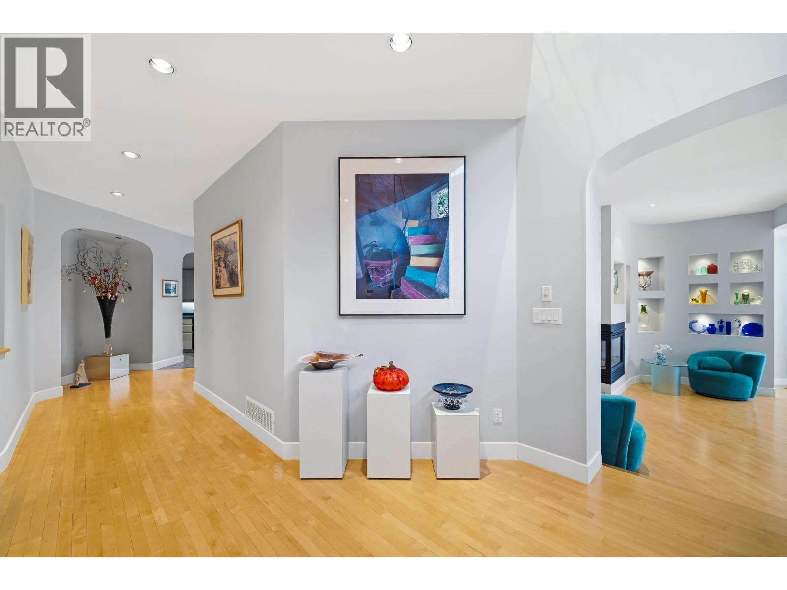 1075 THOMSON ROAD, Anmore