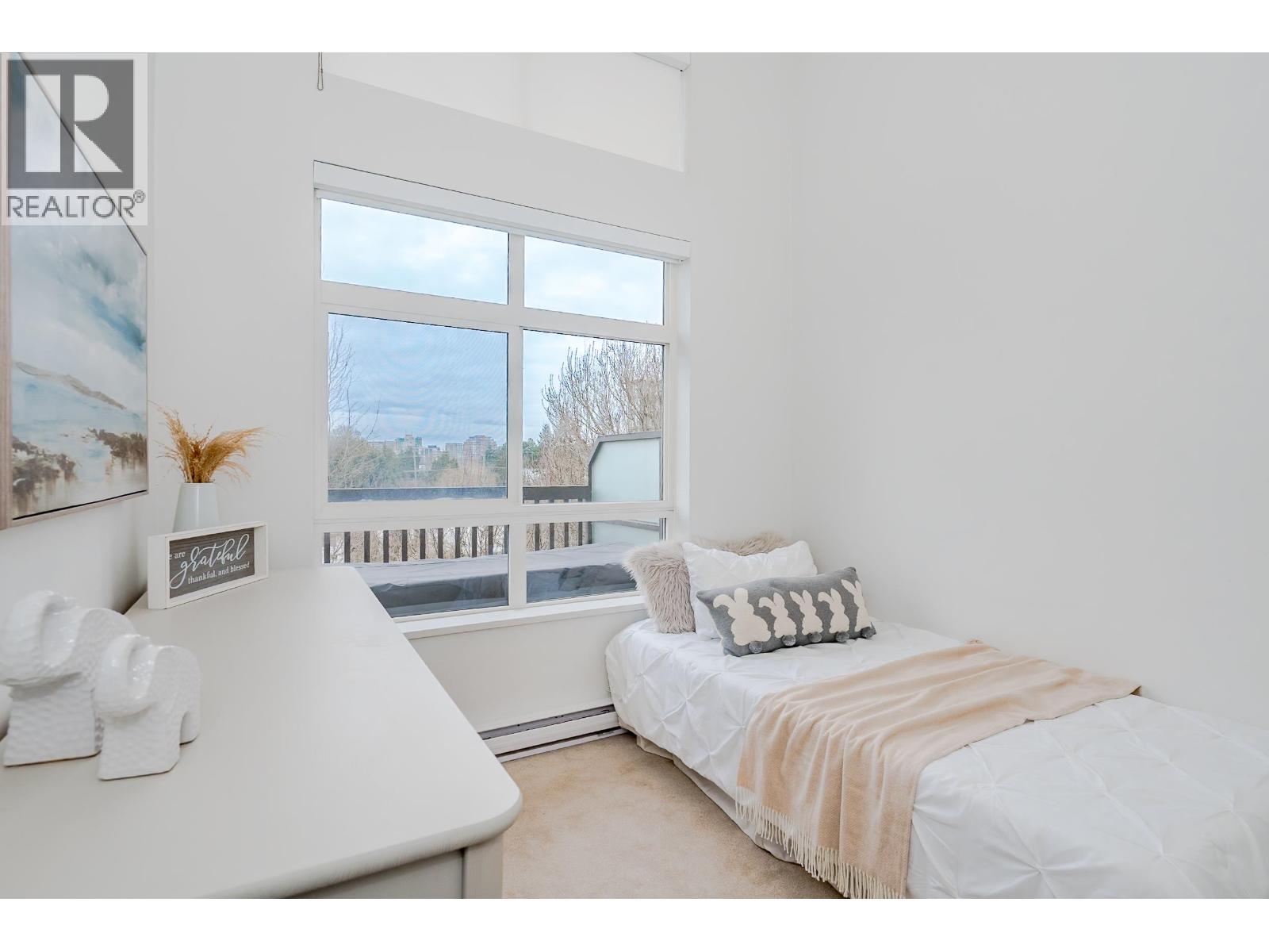 409 9233 FERNDALE ROAD, Richmond