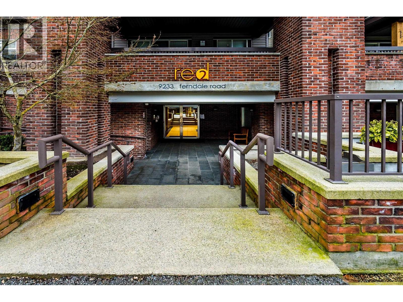 409 9233 FERNDALE ROAD, Richmond