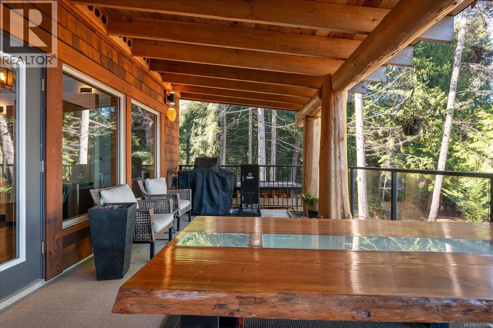 2376 Shady Lane, Qualicum Beach