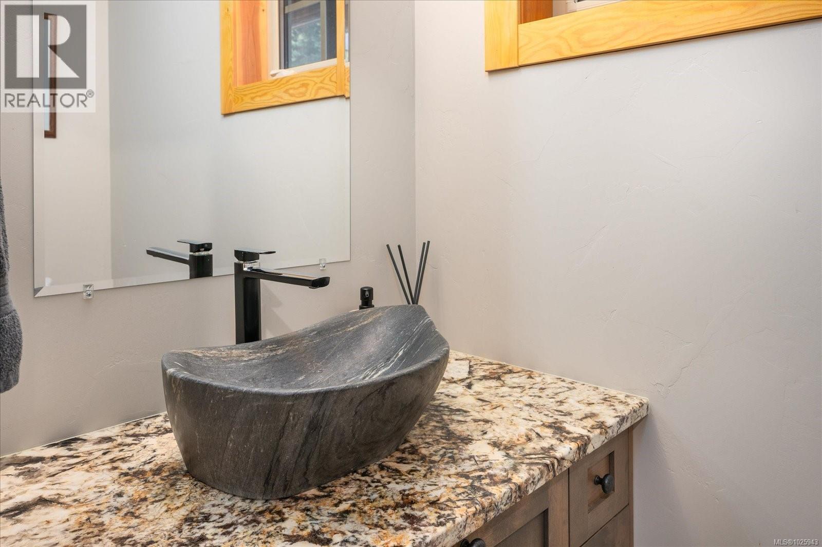 2376 Shady Lane, Qualicum Beach