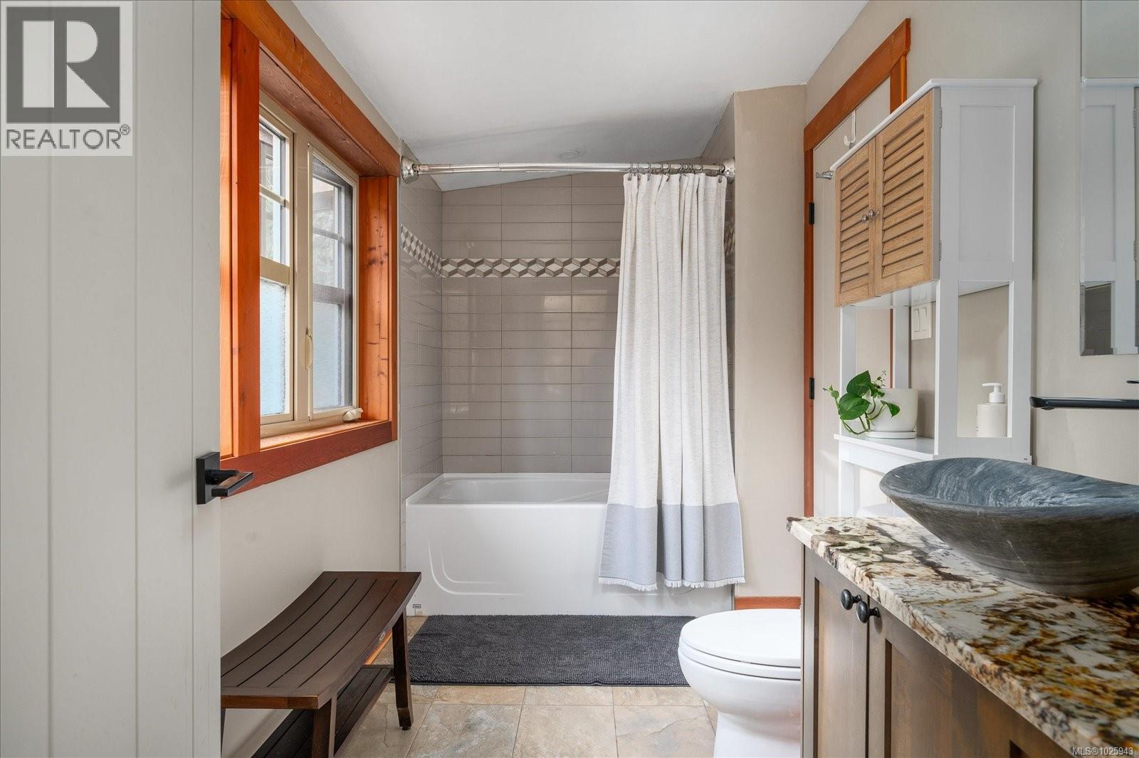 2376 Shady Lane, Qualicum Beach