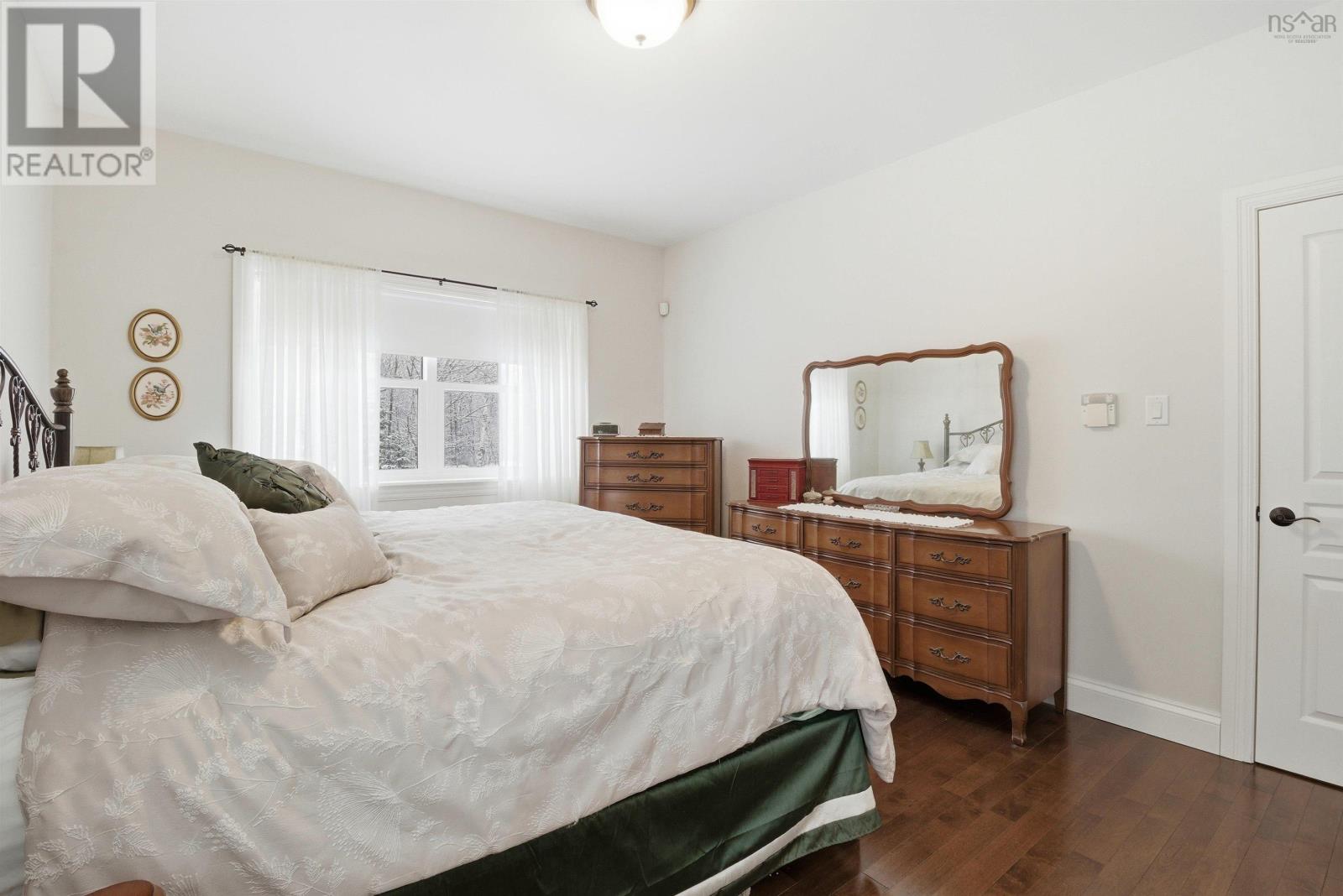 Property 24 of 50 of 208 BlackBear Circle