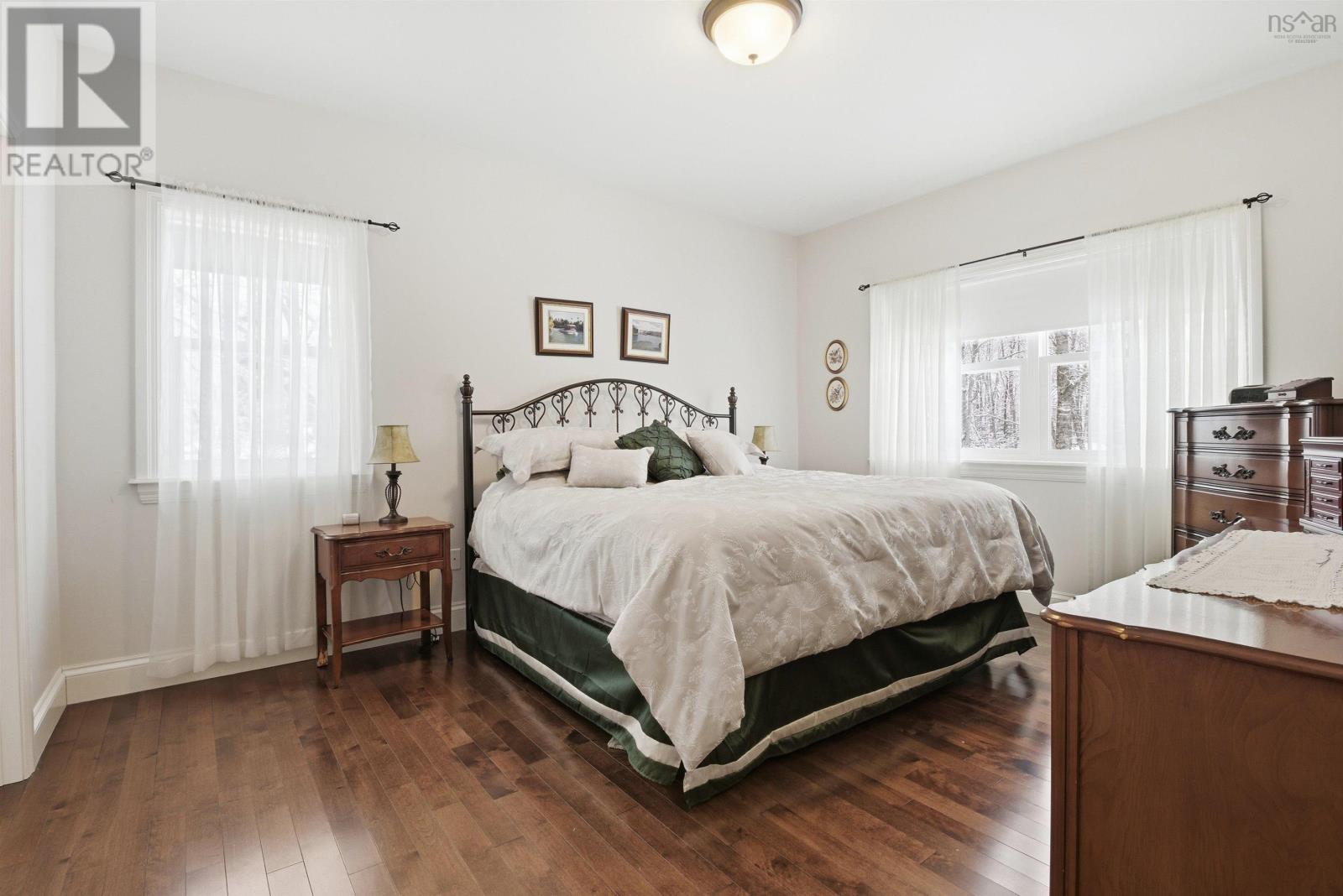 Property 23 of 50 of 208 BlackBear Circle