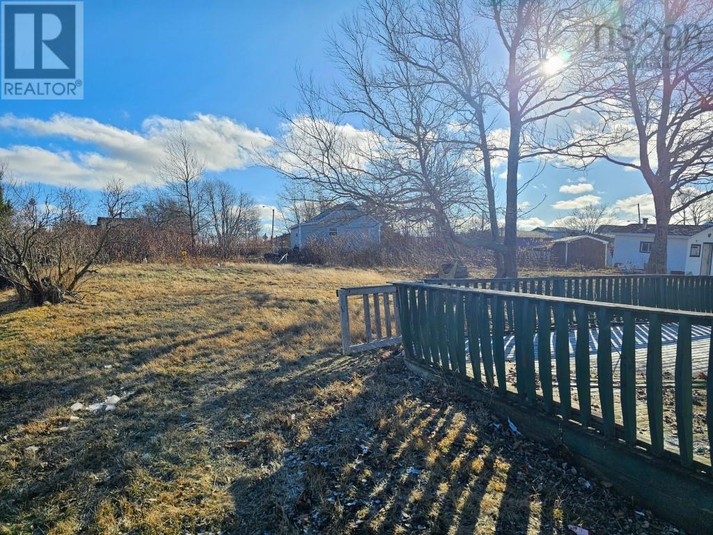 Property 19 of 22 of 35 School Street