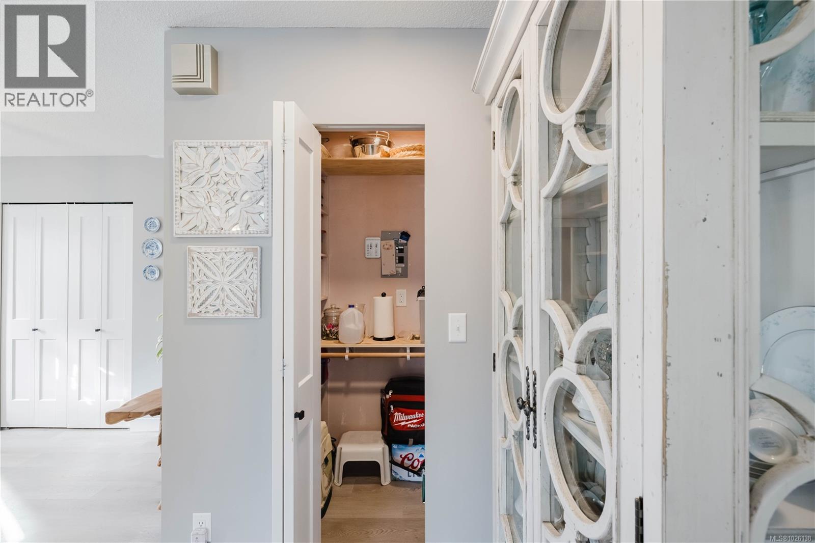 882 Sunridge Valley Dr, Colwood