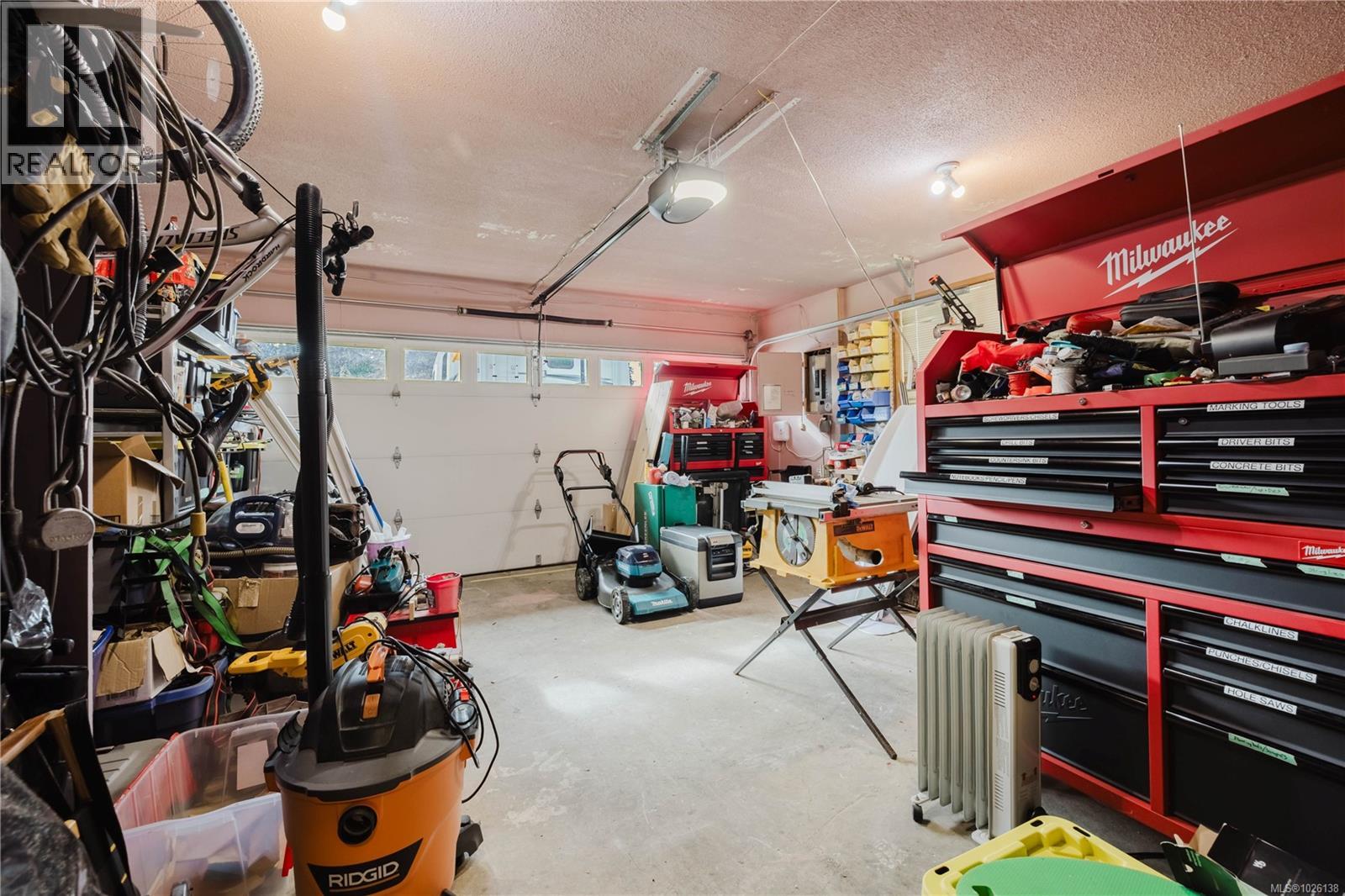 882 Sunridge Valley Dr, Colwood