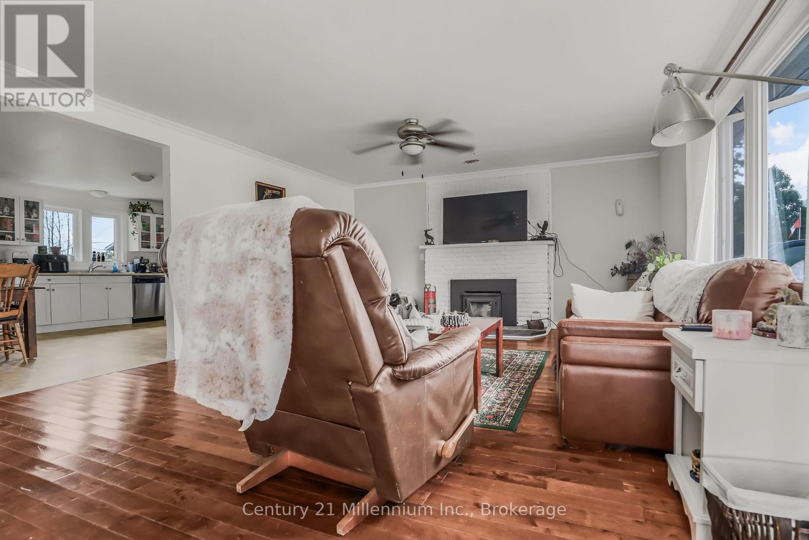 130 MAIN STREET - Photo 4 of 19, Northern Bruce Peninsula, Ontario