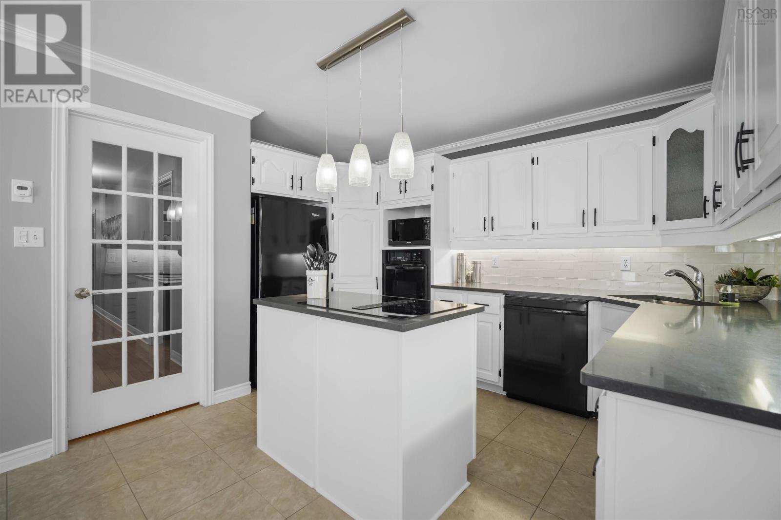 Property 21 of 37 of 8 Castlewood Drive