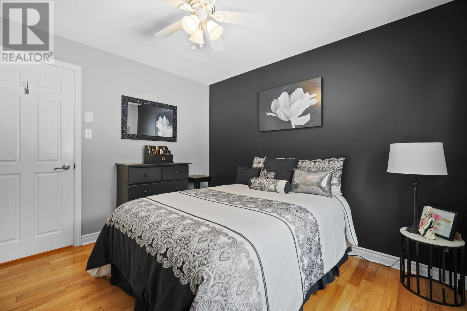 Property 31 of 37 of 8 Castlewood Drive