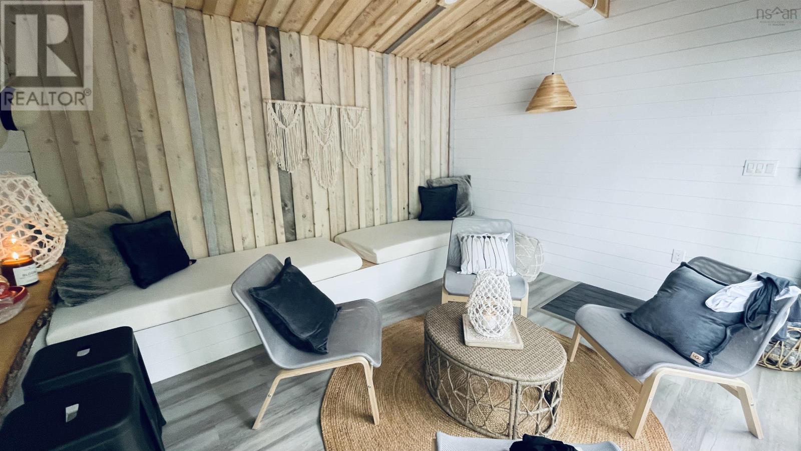 Property 49 of 52 of 510 Gleneagles Drive