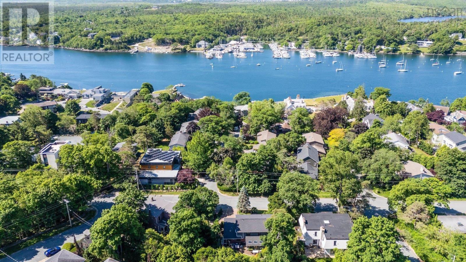 Property 48 of 50 of 523 Francklyn Street