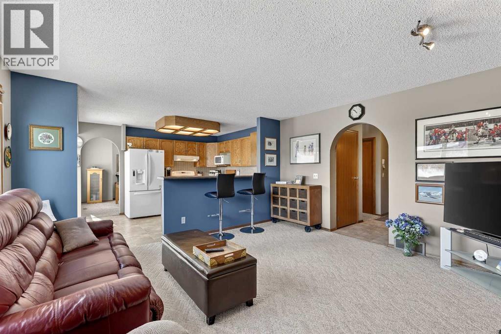 Single Family House for Sale in  Del Rio Place NE Monterey Park Calgary 