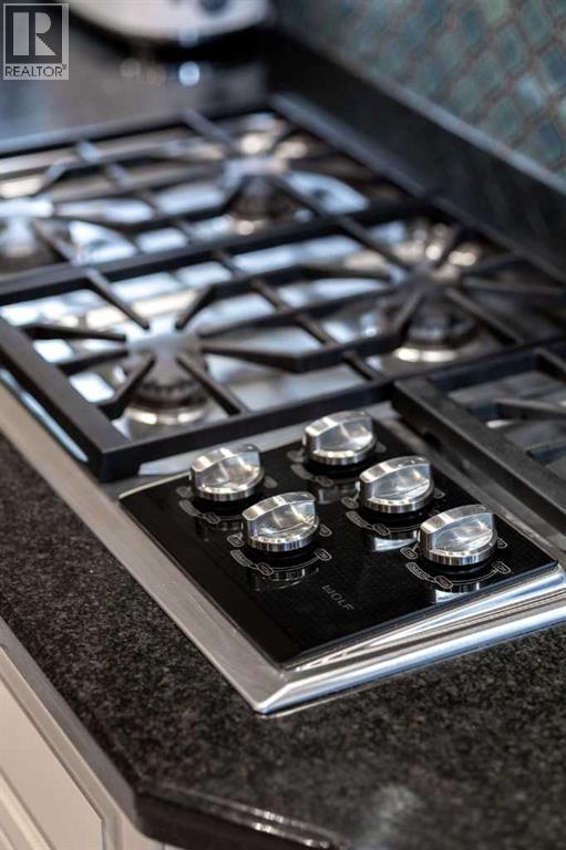 140 Gleneagles Landing, Cochrane