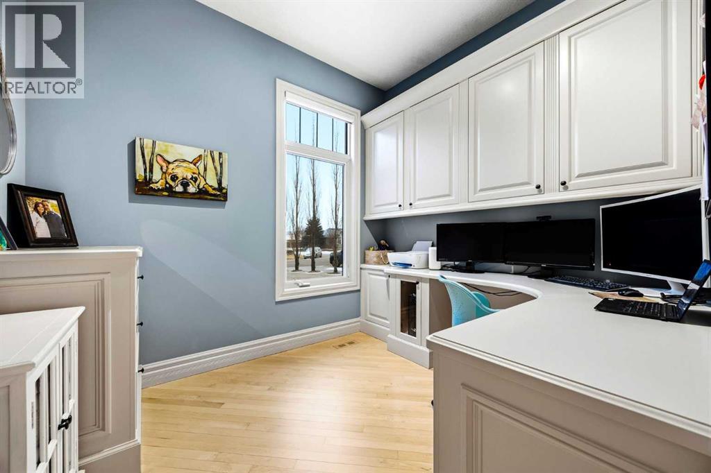 140 Gleneagles Landing, Cochrane