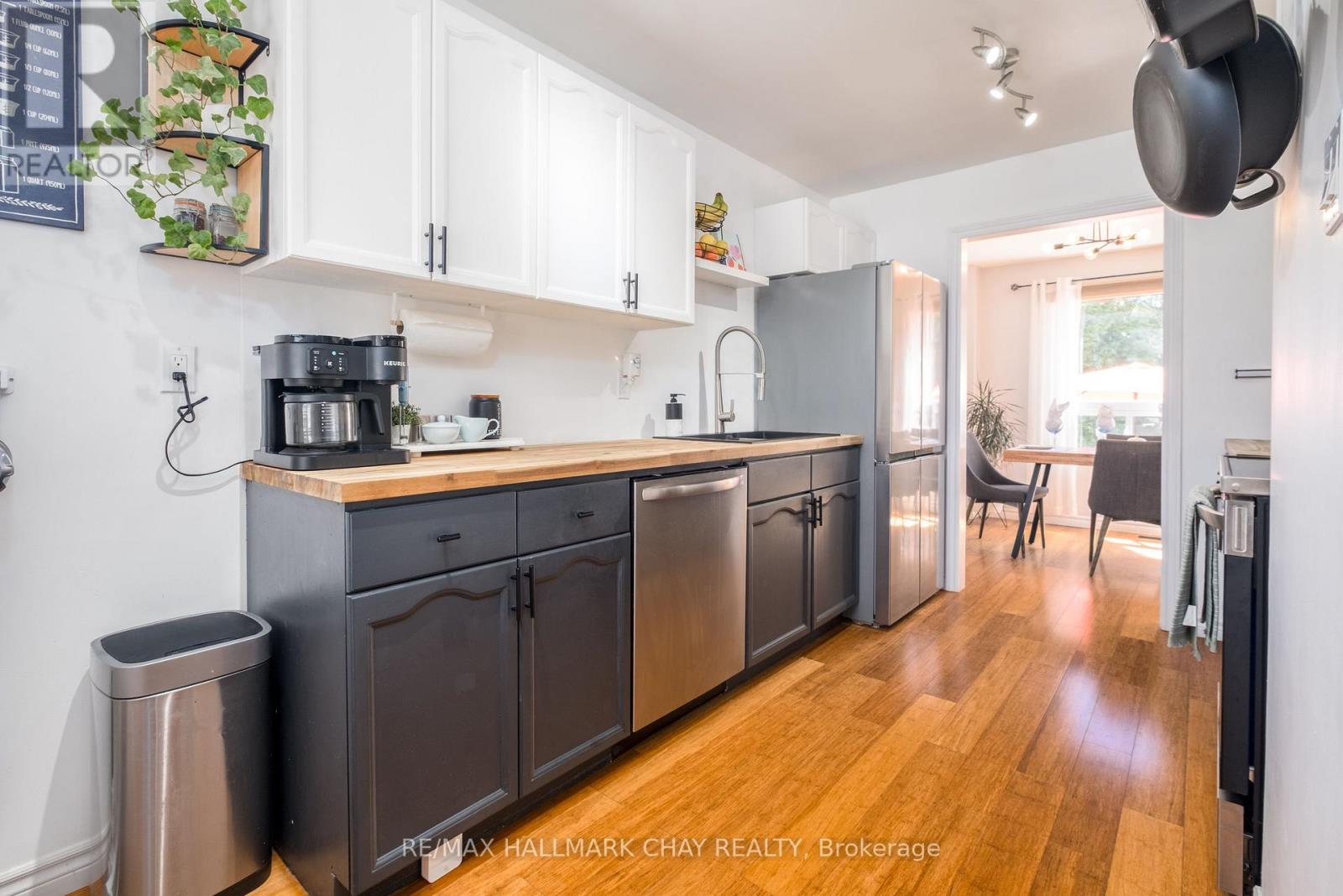 Single Family House for Sale in  WALLACE DRIVE Barrie (Northwest) 