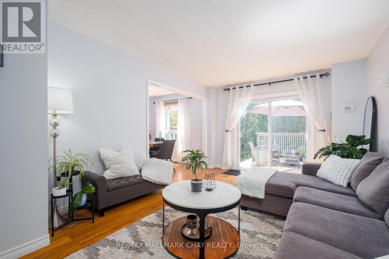 Single Family House for Sale in  WALLACE DRIVE Barrie (Northwest) 