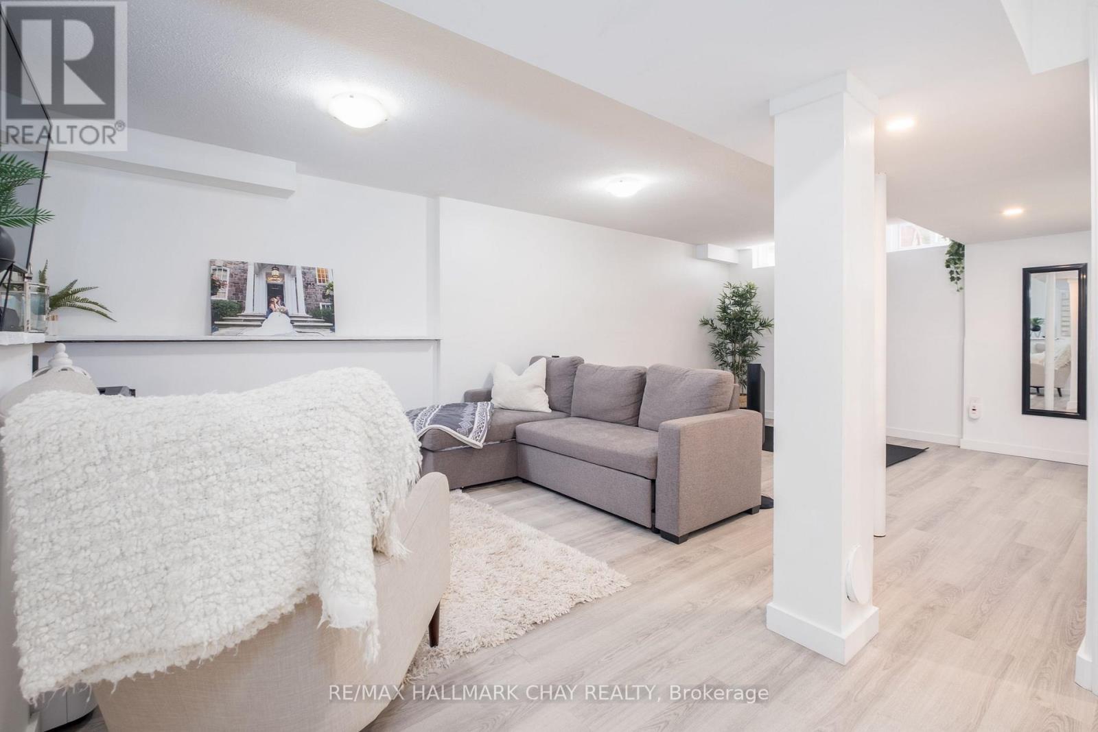 Single Family House for Sale in  WALLACE DRIVE Barrie (Northwest) 