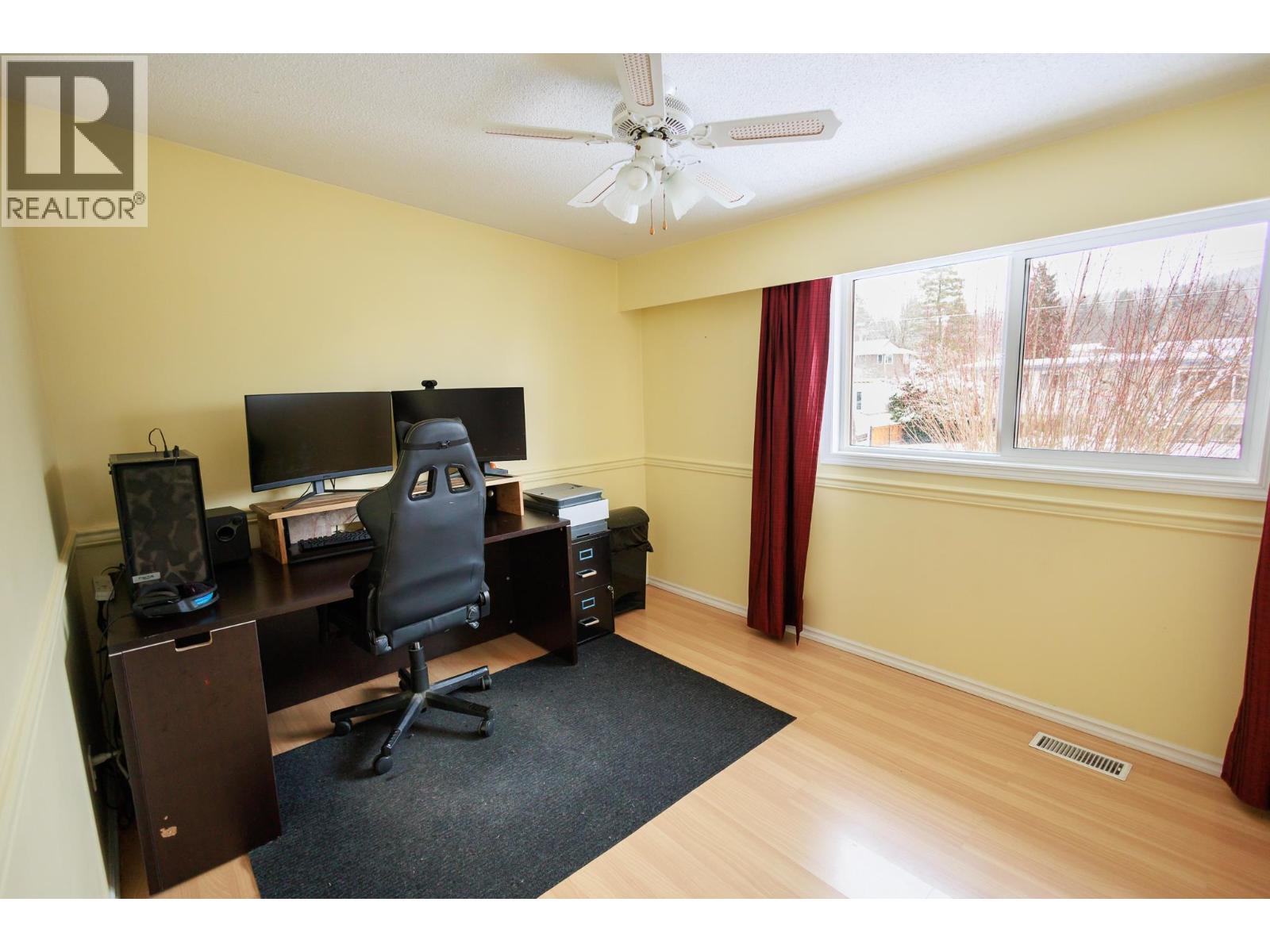 4115 BENNER Street, Terrace