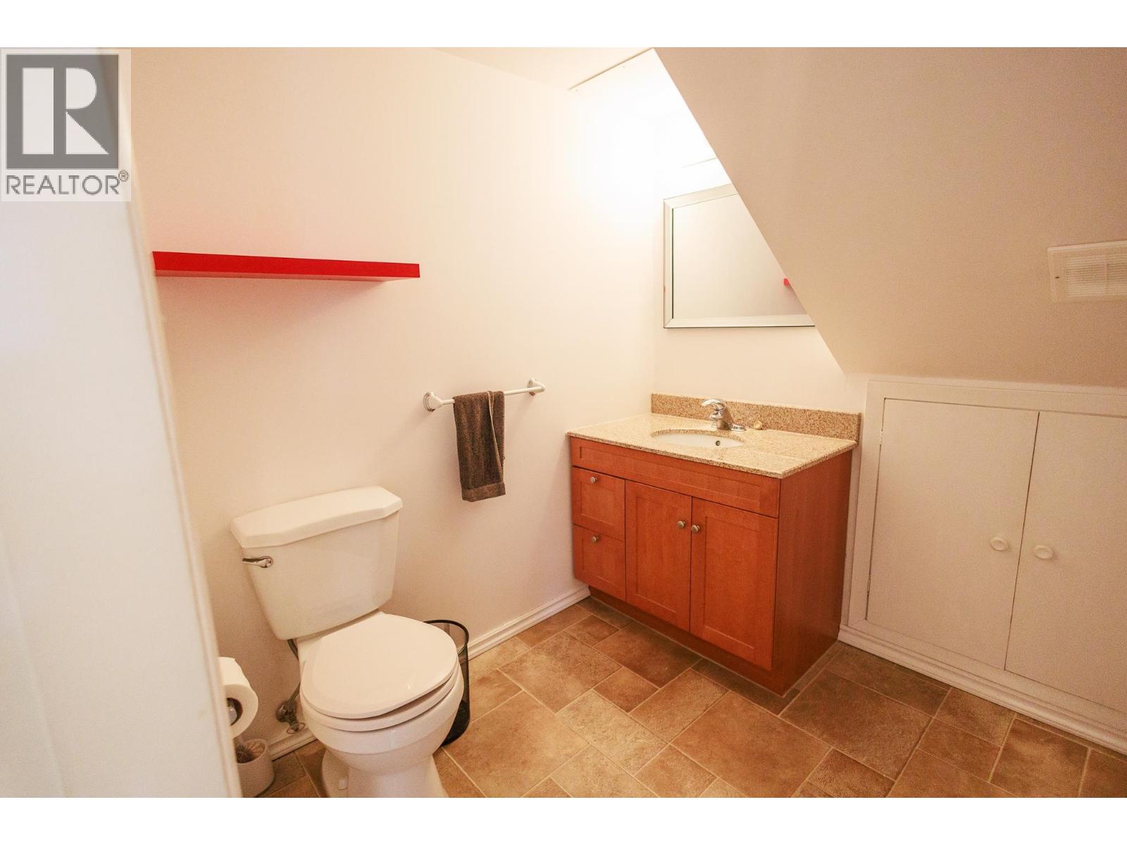 4115 BENNER Street, Terrace