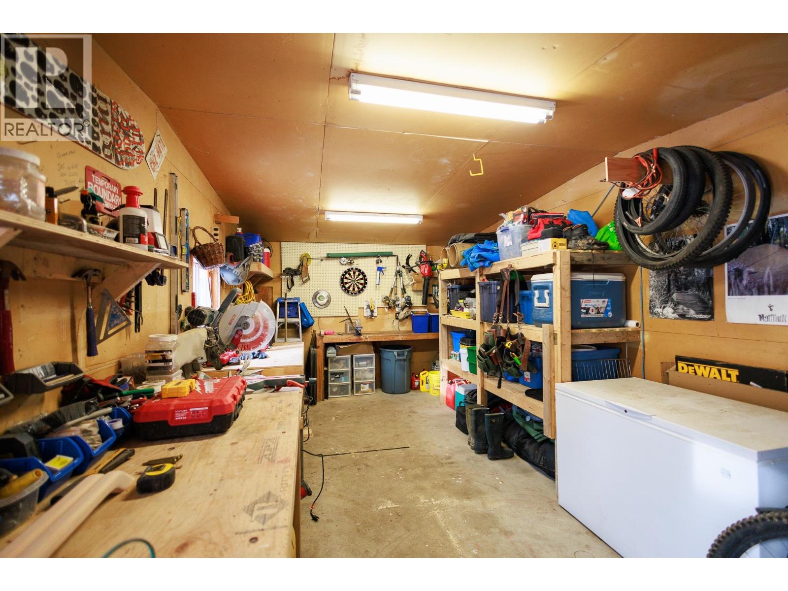 4115 BENNER Street, Terrace