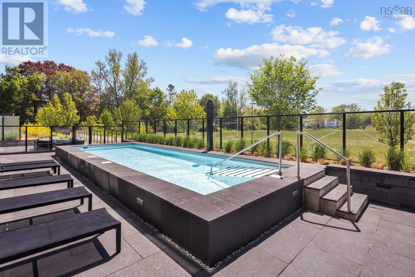 Property 29 of 42 of 618 1048 Wellington Street