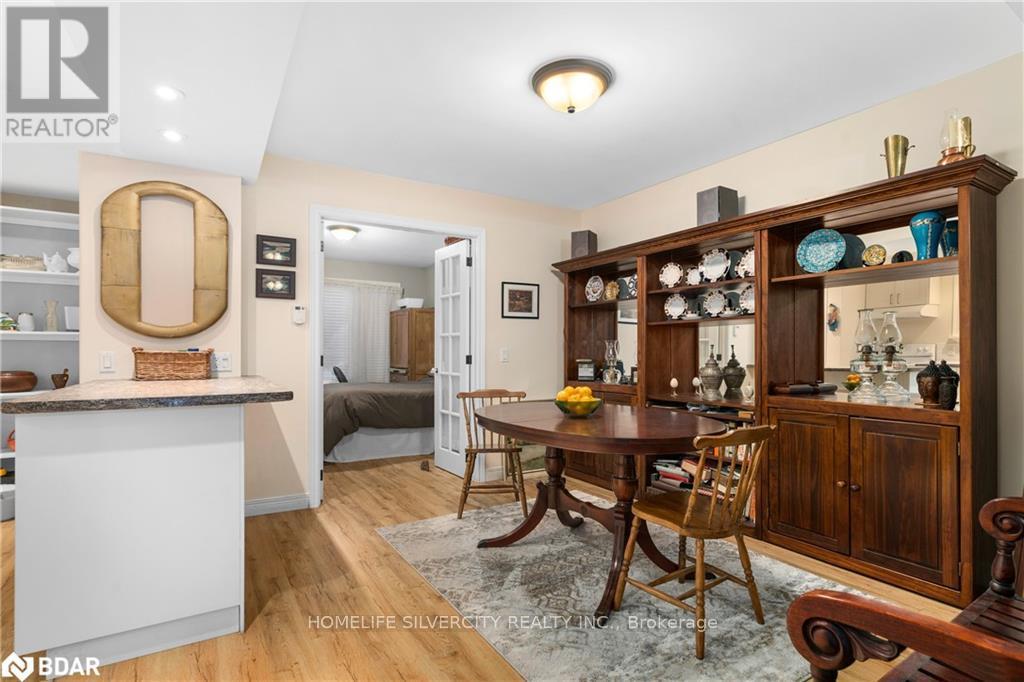 251 ST PAUL STREET - 5