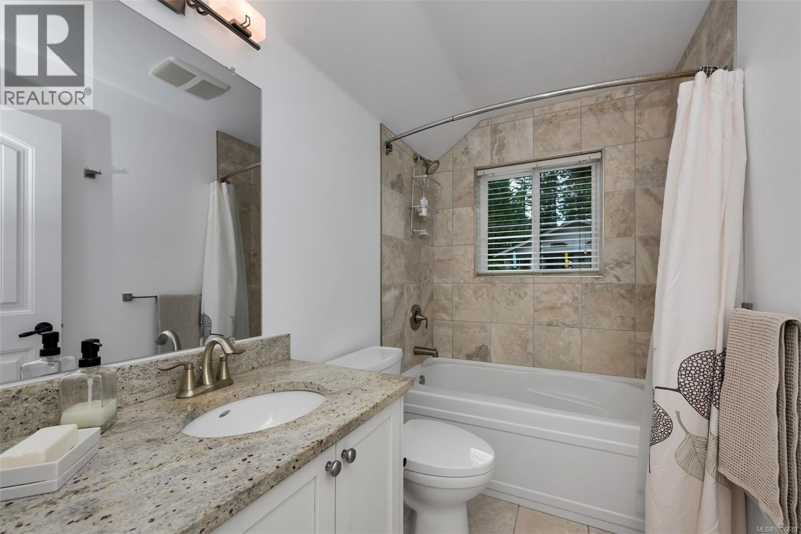 767 Harding Lane, Central Saanich