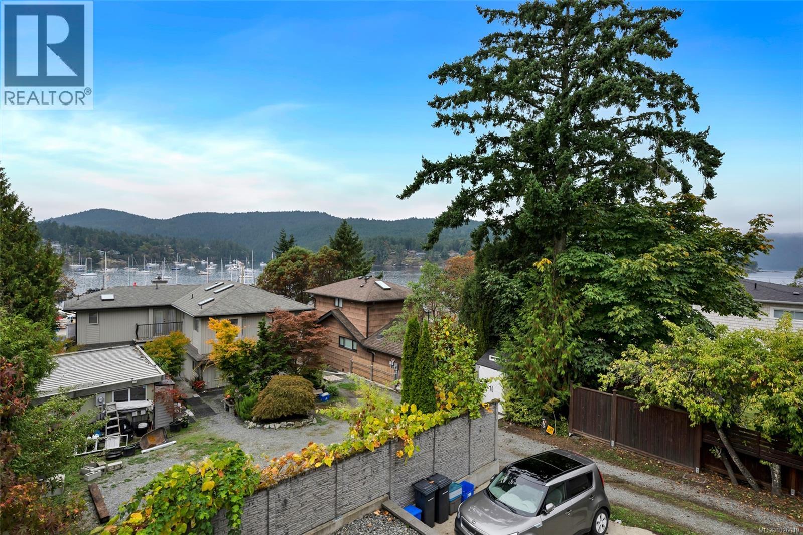 767 Harding Lane, Central Saanich