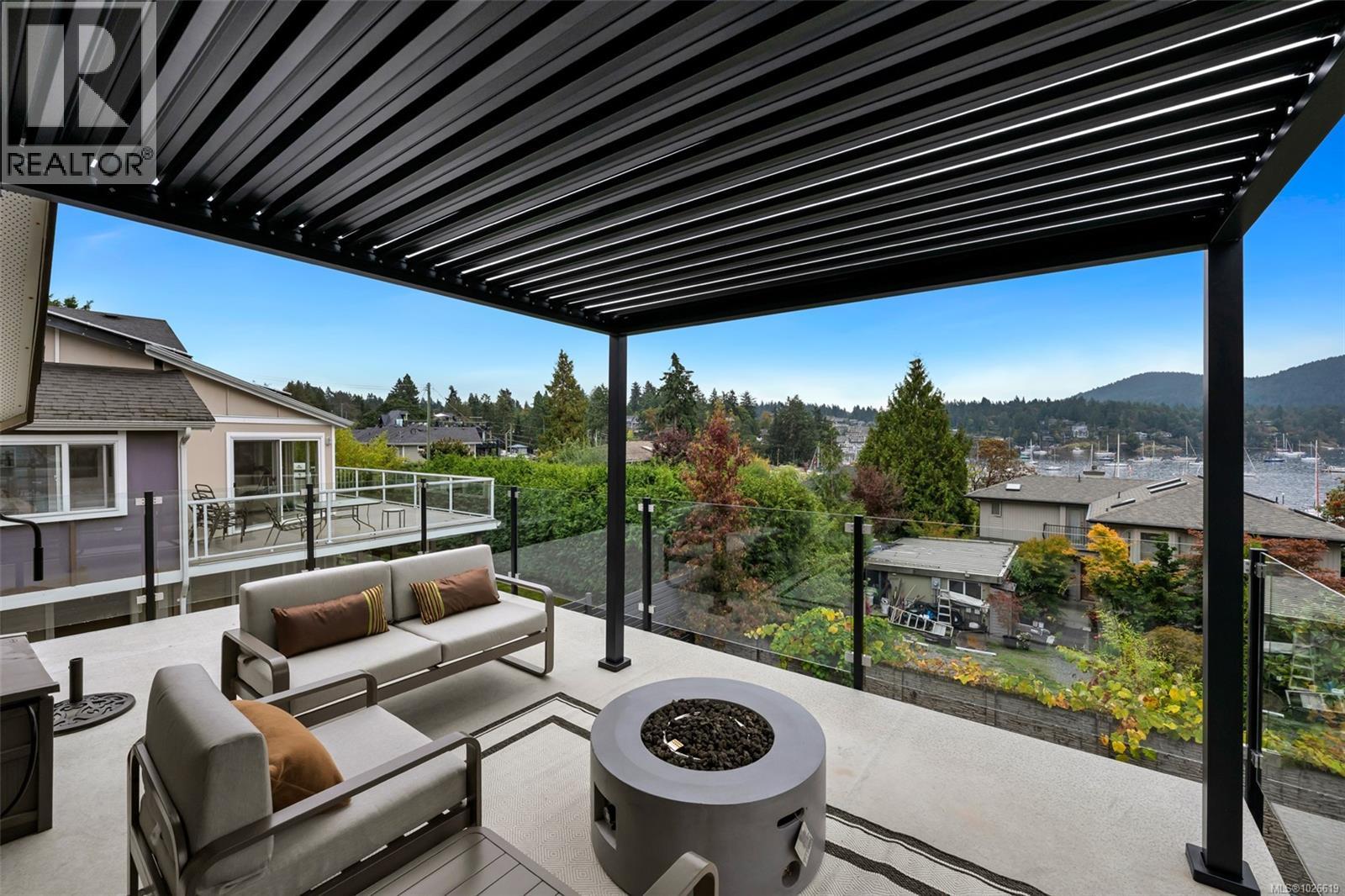 767 Harding Lane, Central Saanich