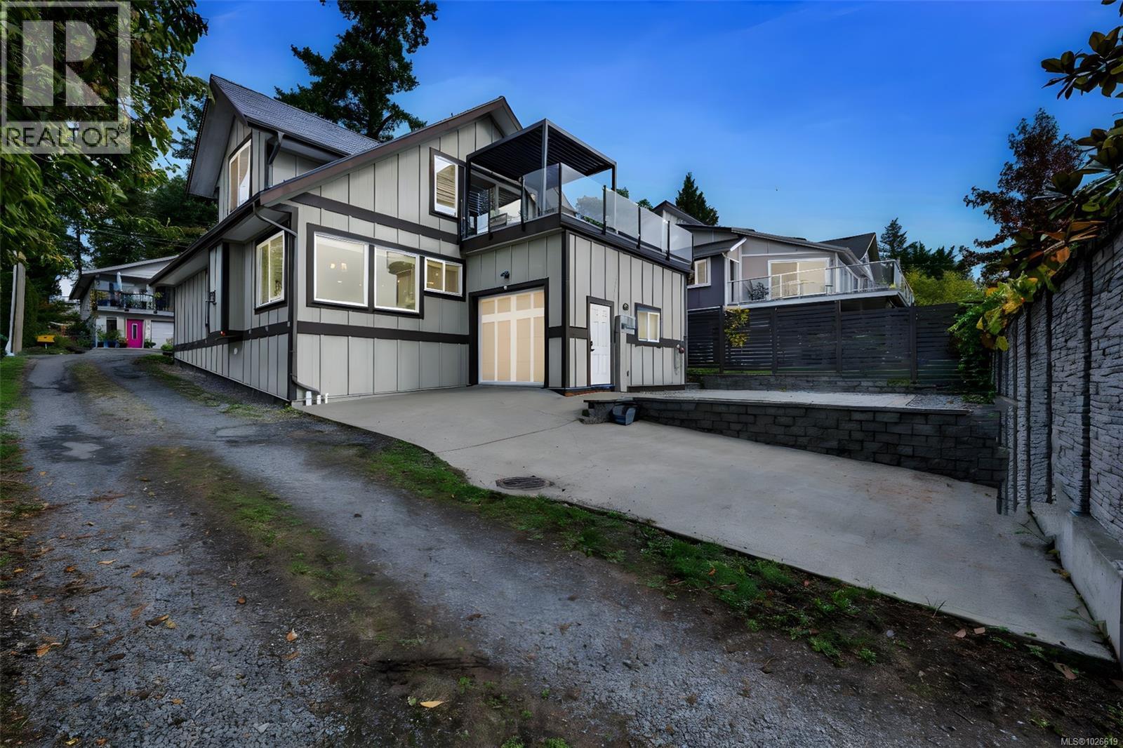 767 Harding Lane, Central Saanich