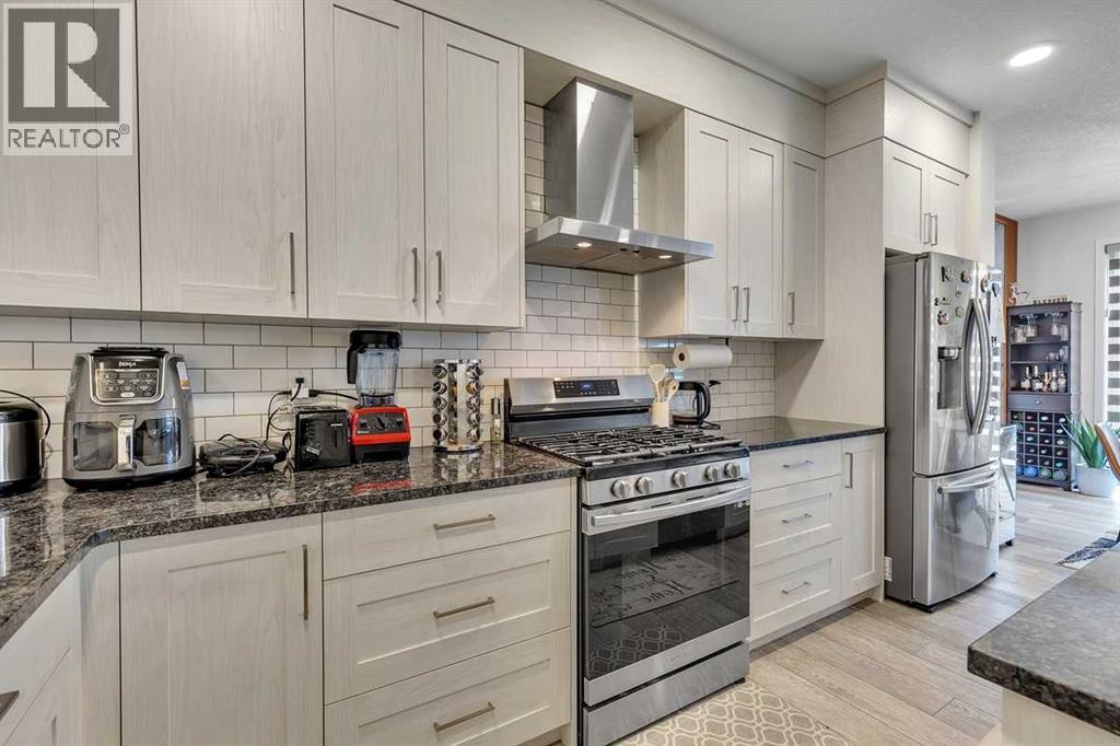 Single Family House for Sale in  Lucas Way NW Livingston Calgary 