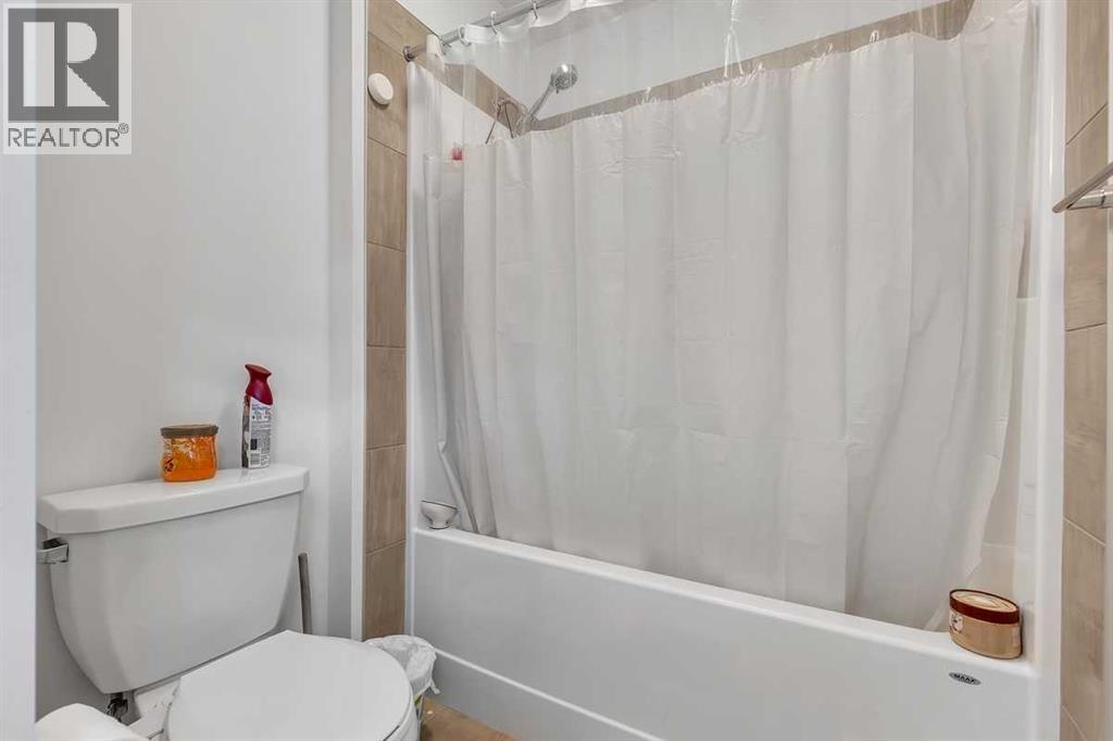 Single Family House for Sale in  Lucas Way NW Livingston Calgary 