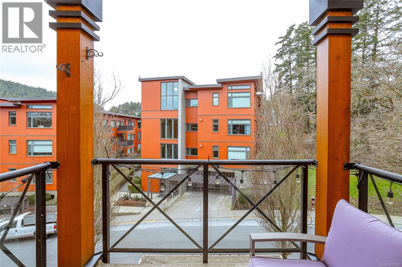 308 101 Nursery Hill Dr, View Royal