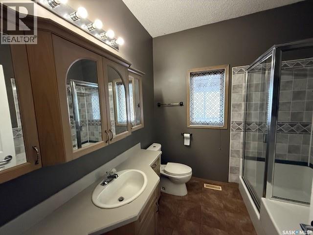 60 BANKS CRESCENT - 14