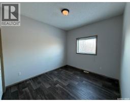 60 Banks Crescent, Kamsack, SK S0A1S0 Photo 12