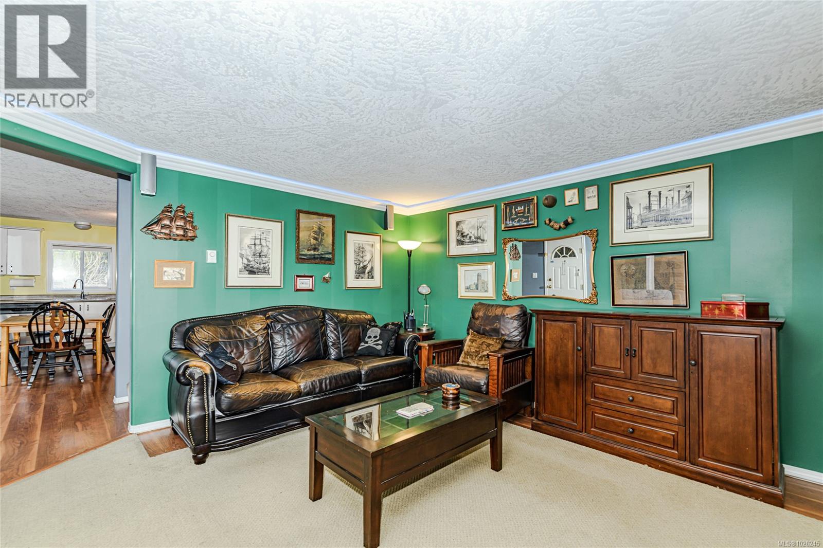 691 Charmar Cres, Langford