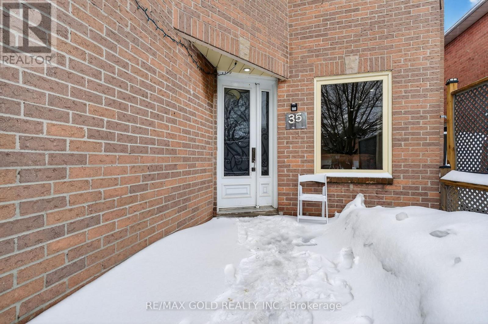 35 KIRK DRIVE - Photo 2 of 50, Brampton (Northwood Park), Ontario