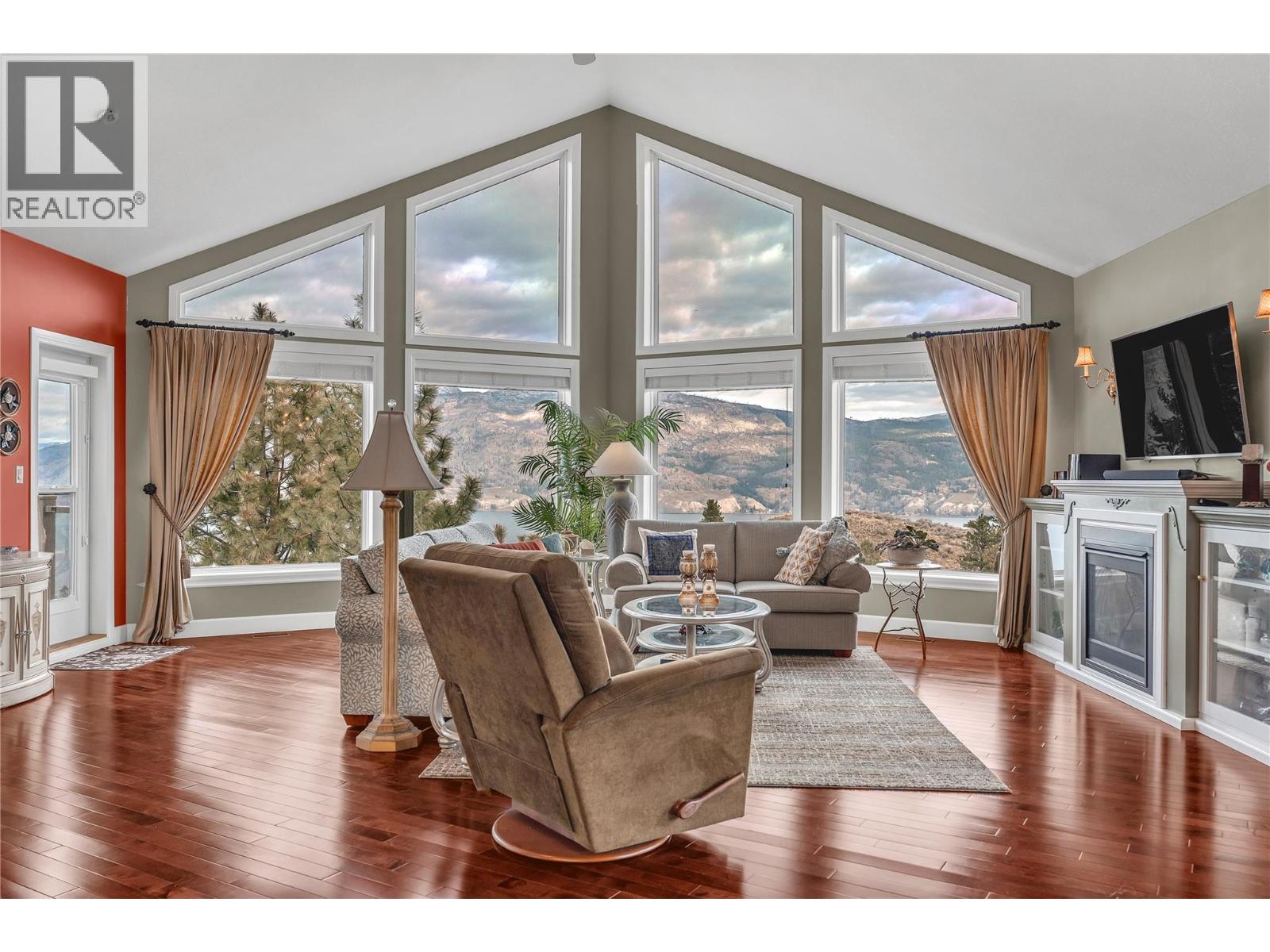 136 Sumac Ridge Drive, Summerland
