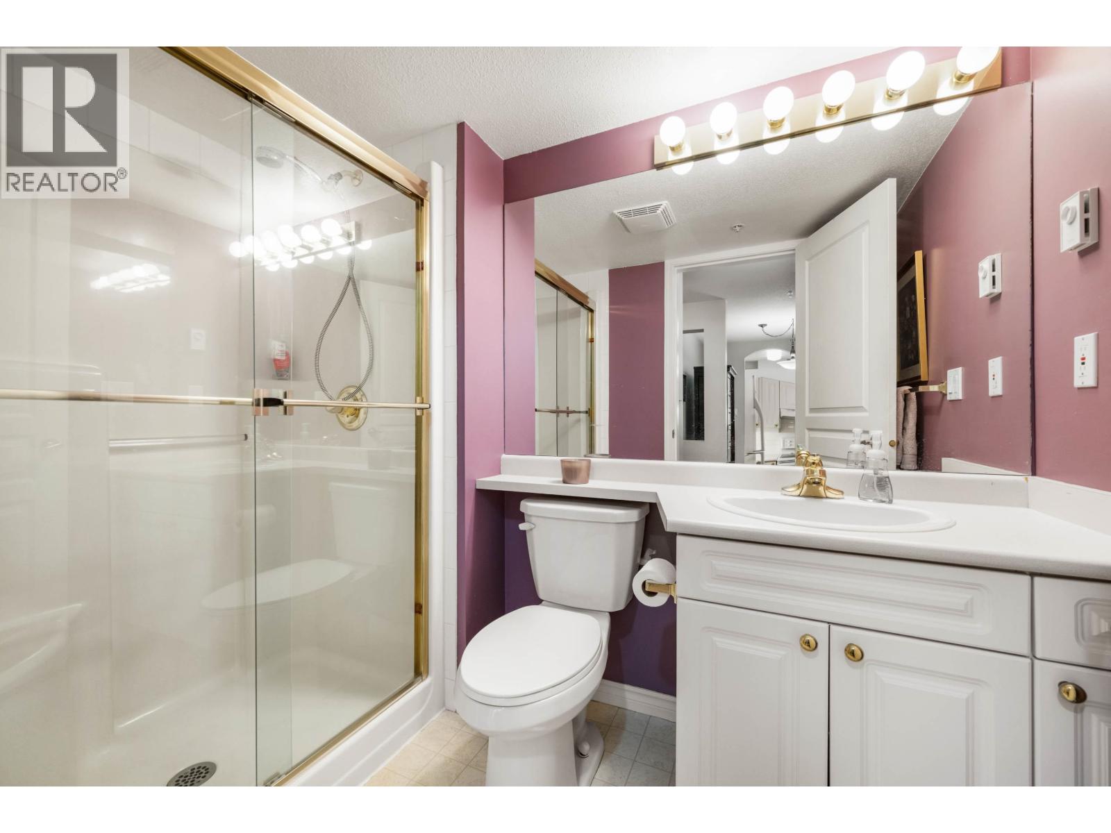 209 4770 52A STREET, Ladner