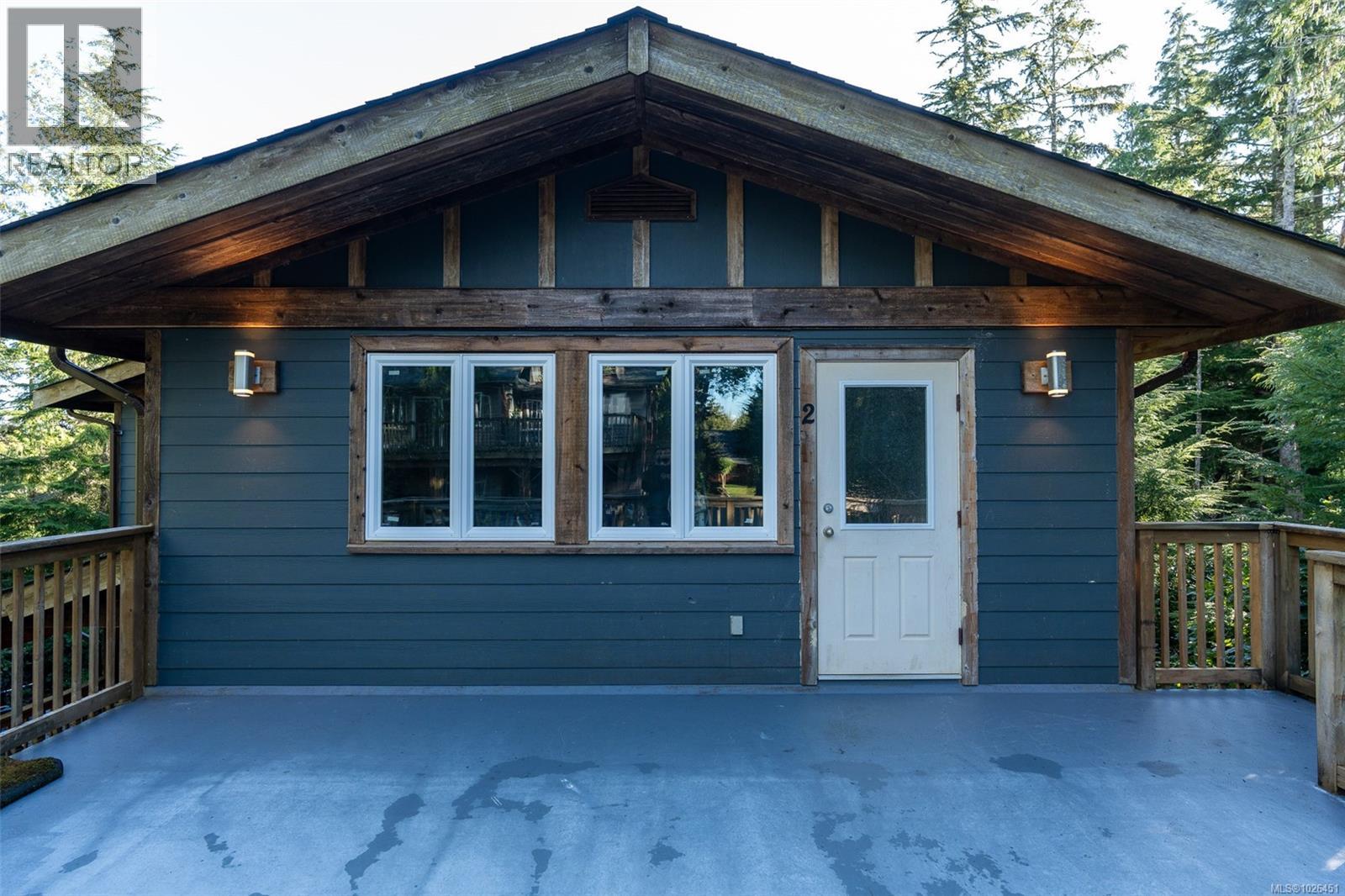 314 Reef Point Rd, Ucluelet