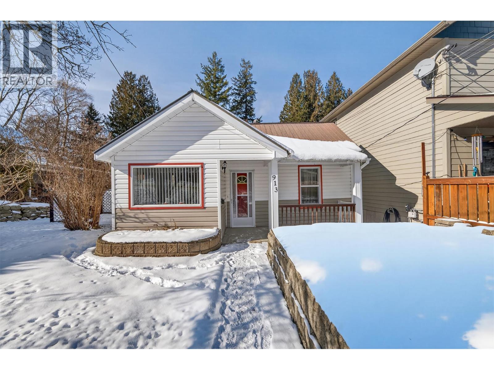  913 Sixth Street, Nelson