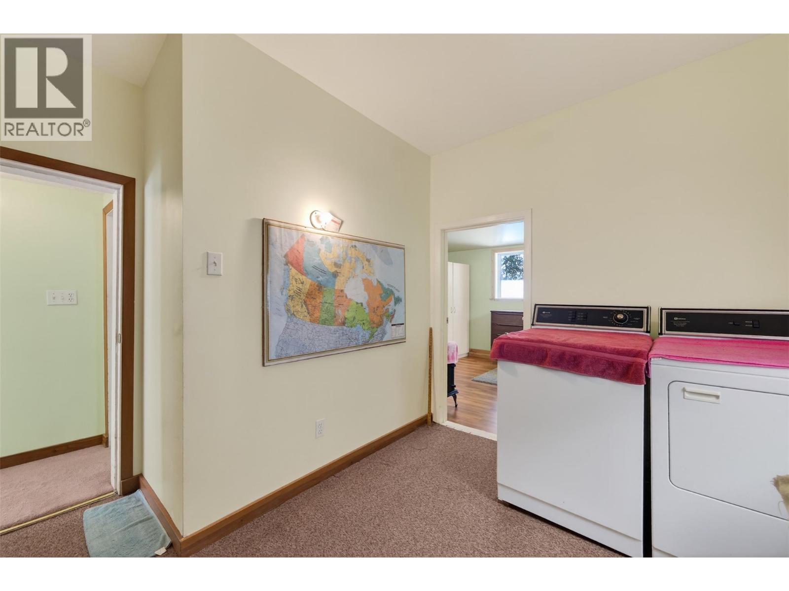 913 Sixth Street, Nelson