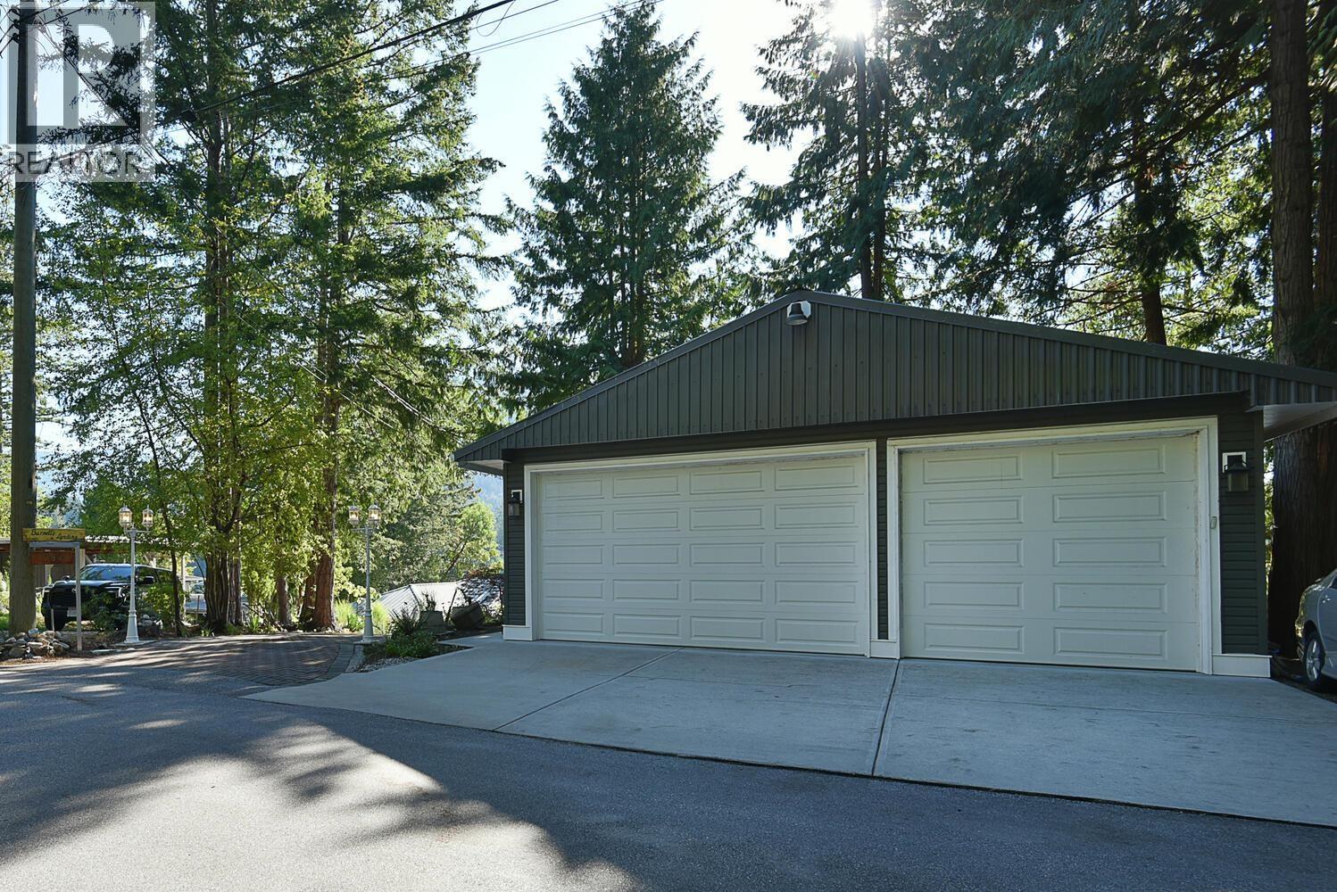 12828 GILDEN ROAD, Madeira Park