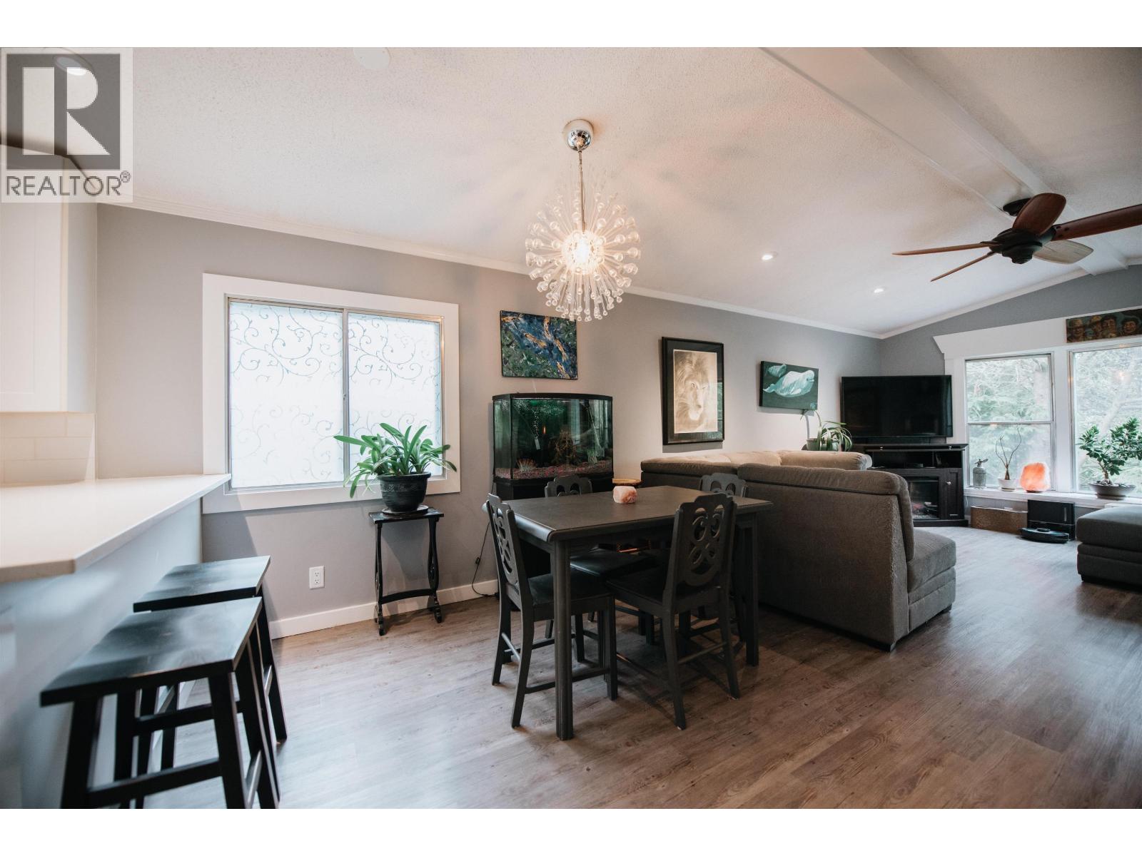 25 5288 SELMA PARK ROAD, Sechelt