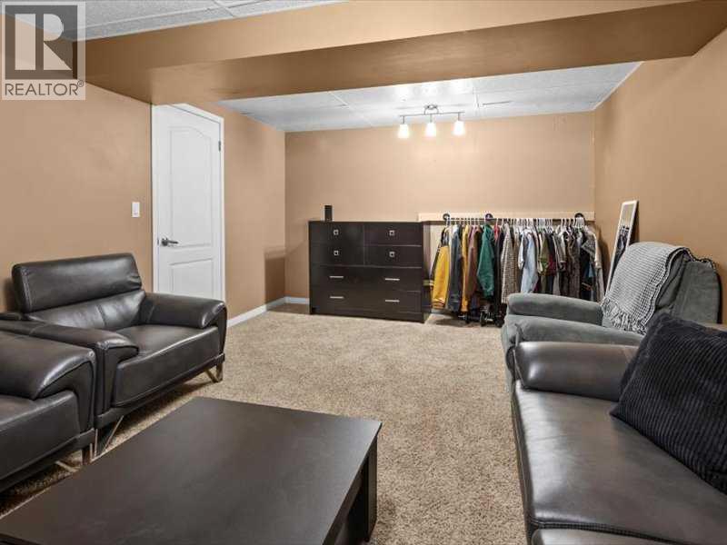 Single Family House Bungalow for Sale in    Avenue NE Marlborough Park Calgary 