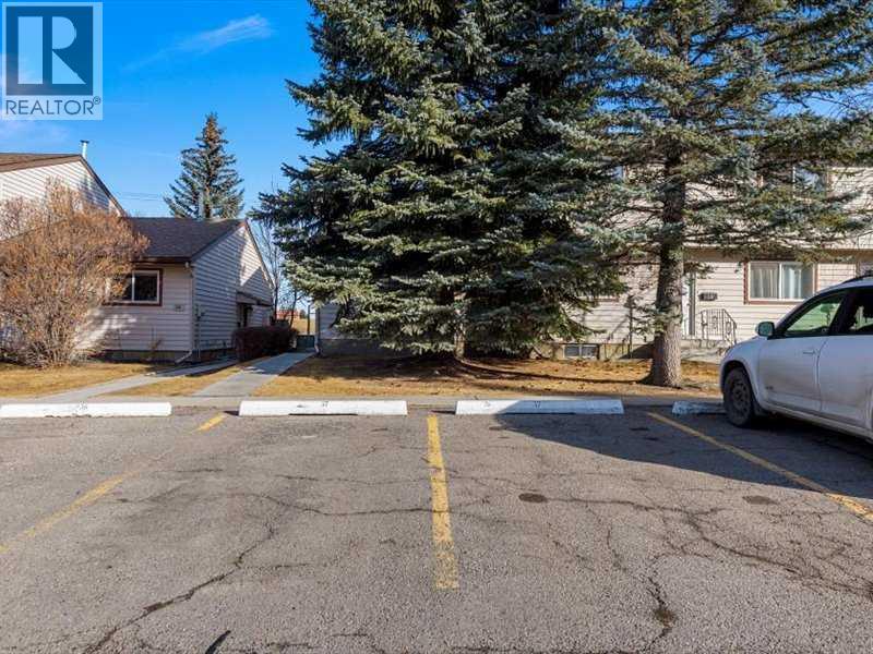 Single Family House Bungalow for Sale in    Avenue NE Marlborough Park Calgary 