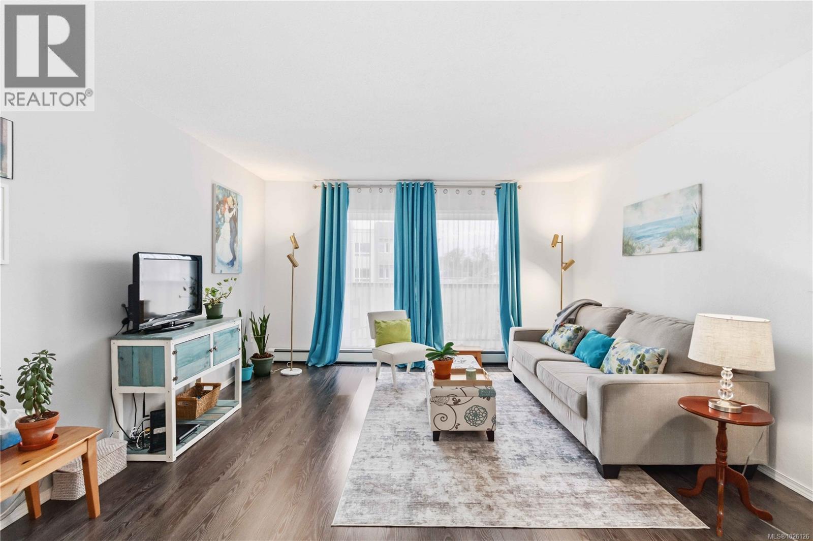 308 3225 Eldon Place, Saanich