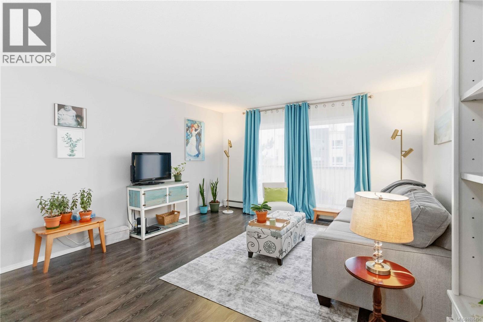 308 3225 Eldon Place, Saanich