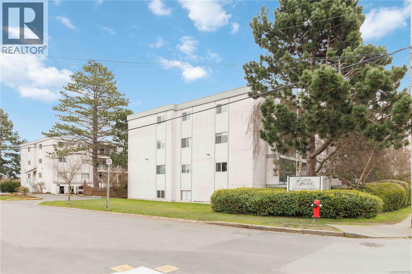 308 3225 Eldon Place, Saanich